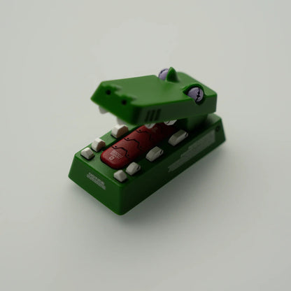 R2-Mechanical style little crocodile.2U Backspace Key artisankeycaps， Mouth can be opened and closed, PBT material personalized keycaps, keyboard decorative keycaps