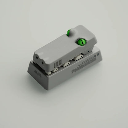 R2-Mechanical style little crocodile.2U Backspace Key artisankeycaps， Mouth can be opened and closed, PBT material personalized keycaps, keyboard decorative keycaps